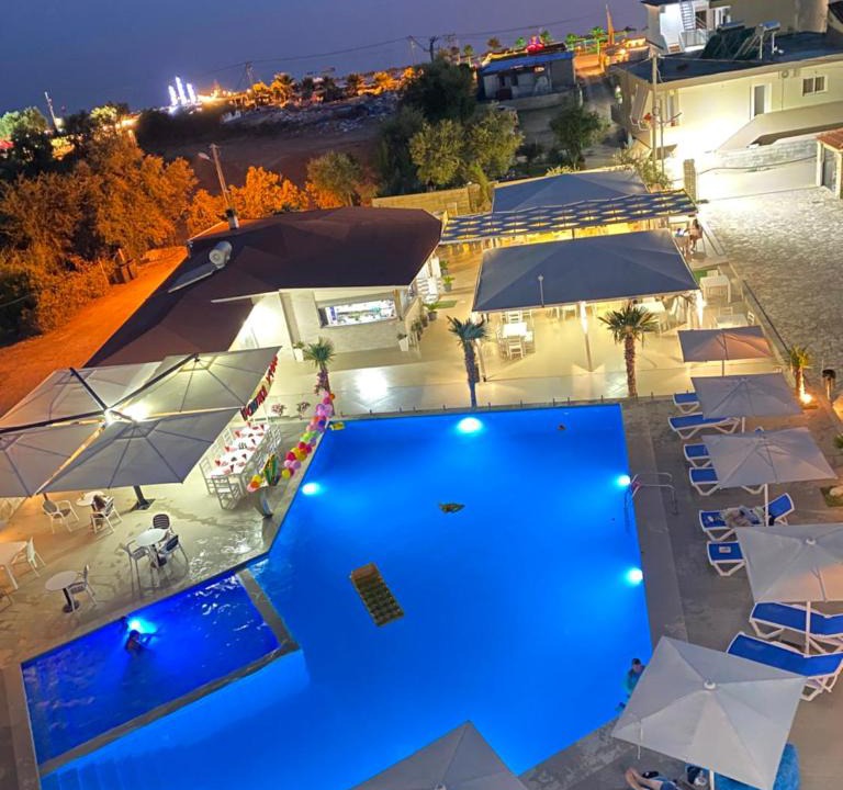 Qazim Pali Apartment | Hotel Beach Restaurant Fabio