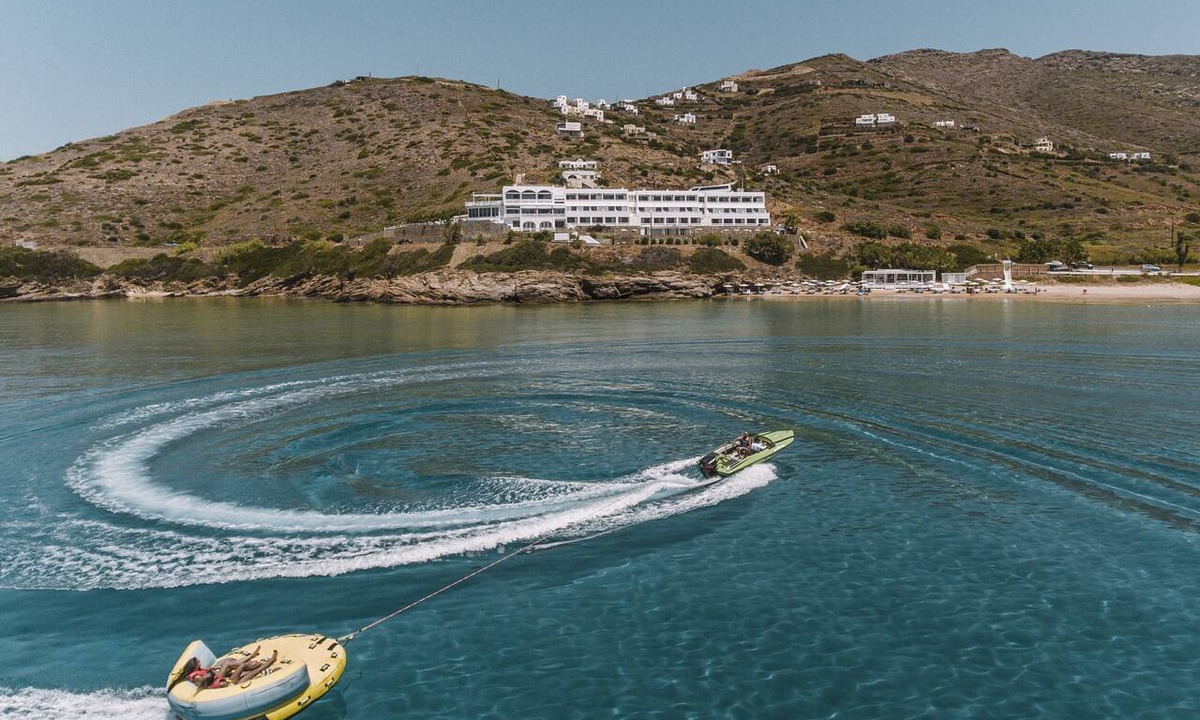 Kipri Hotel | Hotel Perrakis