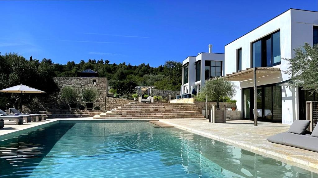 Evgiros Villa | House for 6 in Lefkada