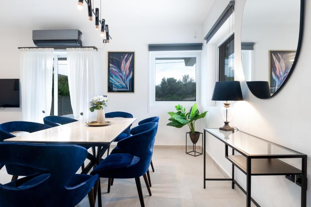 Porto Rafti Apartment | ILIADA Luxury Apartment