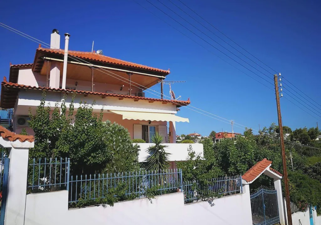 Salamis House | ILIAKTI RELAXING SEASIDE