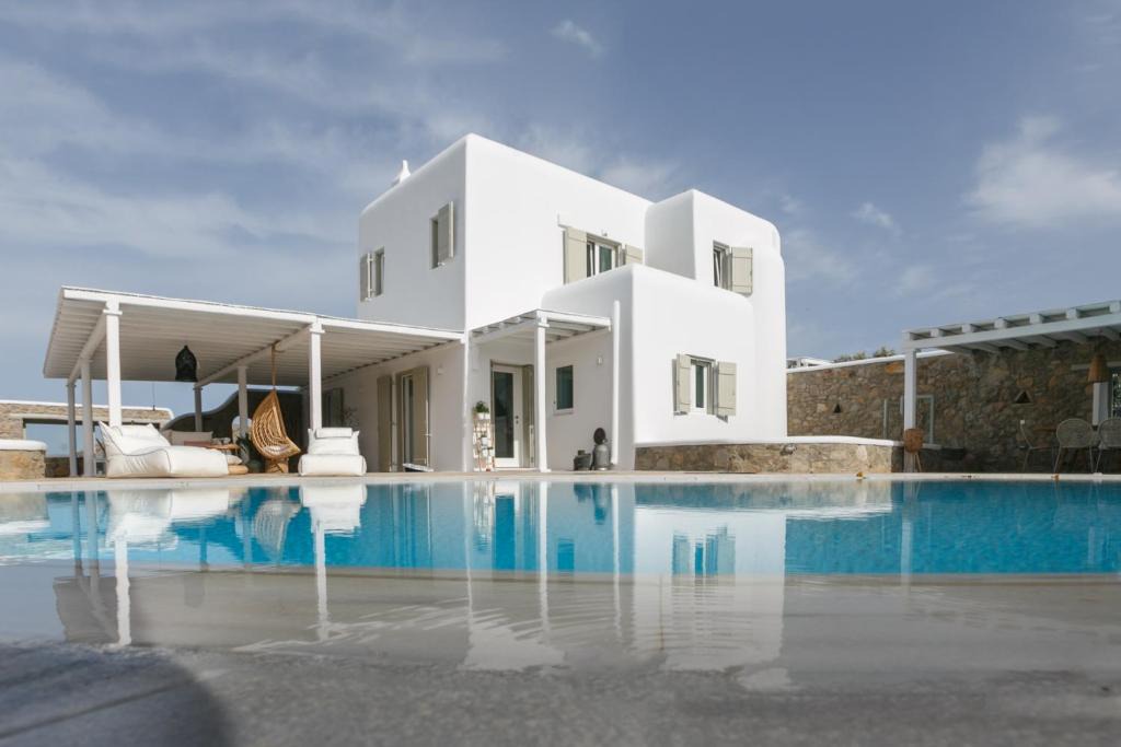 Xilokeratidi Villa | Ilior Retreat Villa