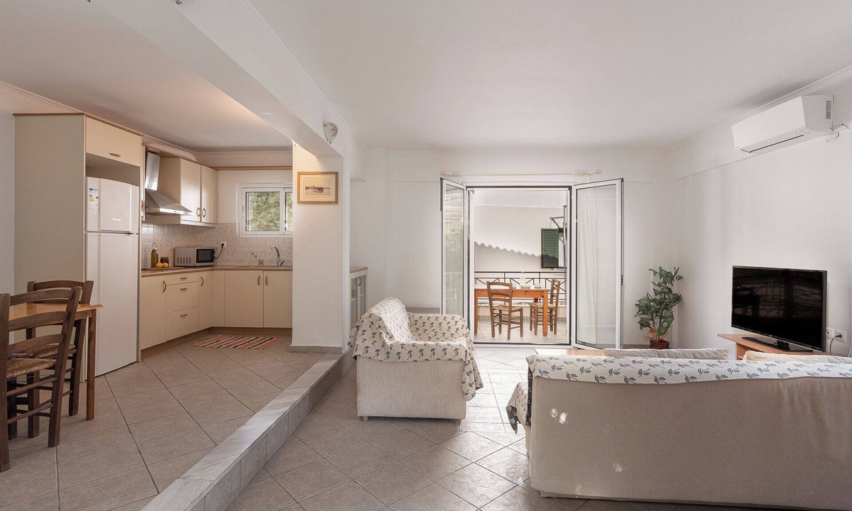 Nidri Apartment | Ionian Memories