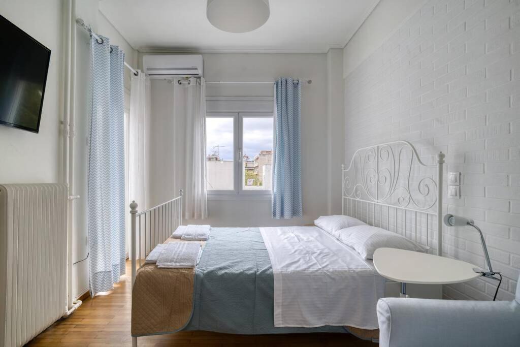 Kerameikos Apartment | Island-style studio apartment in historic Athens