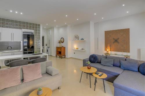 Itea Apartment | Kalafatis Downtown Apartment