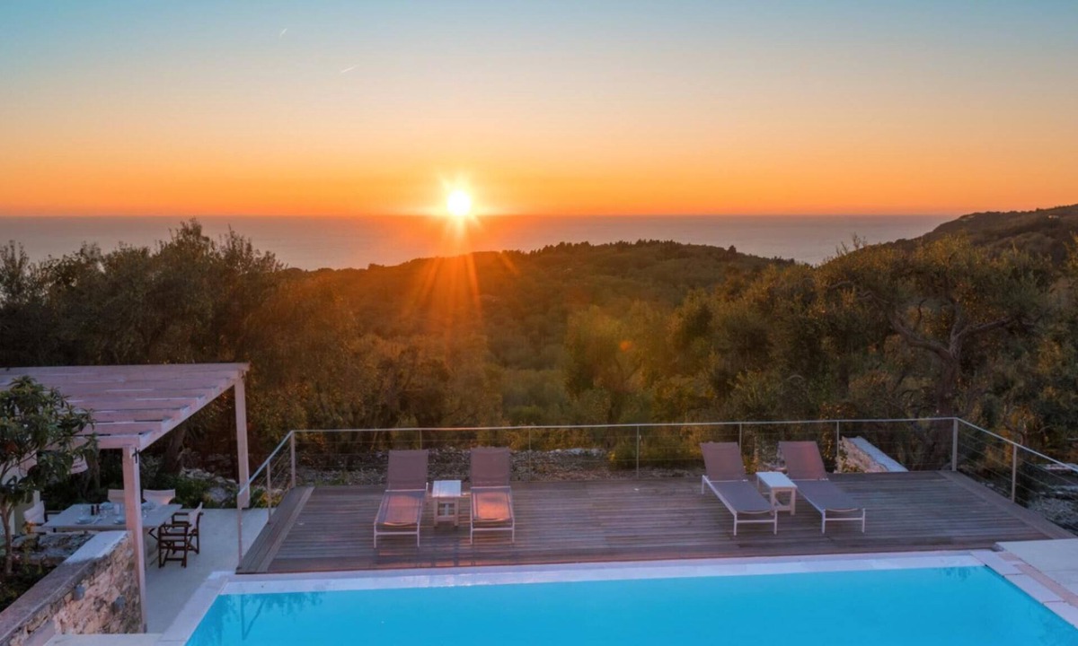 Paxos Villa | Kallista House - Stylish Villa with Sea Views & Summer Kitchen near Tavernas