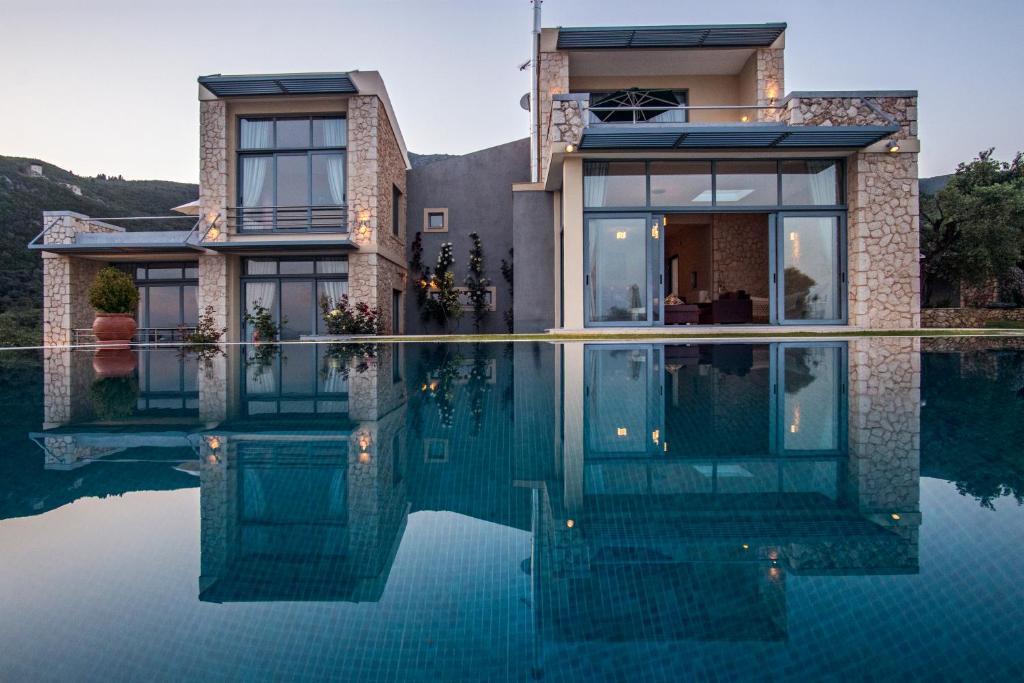 Pirgi Villa | Kastraki Epavlis