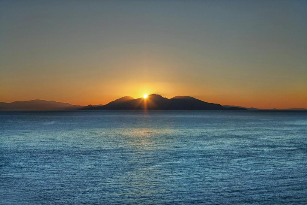 Agios Kirykos Hotel | Kastro Hotel