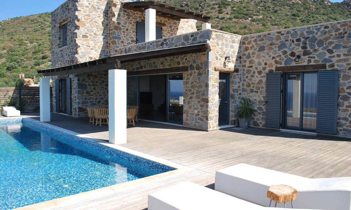 Livadia Villa | Keramoti Villas - Villa Aphrodite - Affordable luxury - Peace and Tranquility