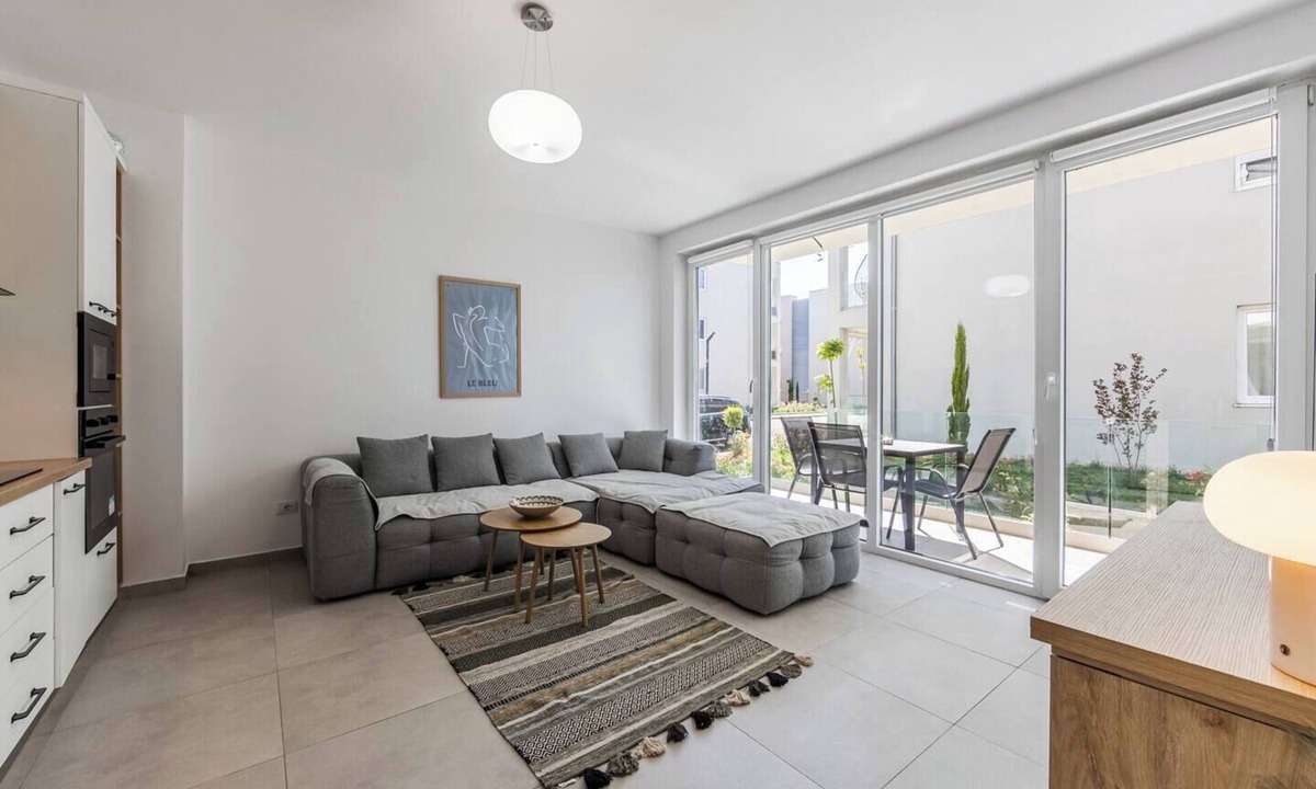 Sakës Apartment | Le Bleu Apartment | Pool & Beach by PikHost
