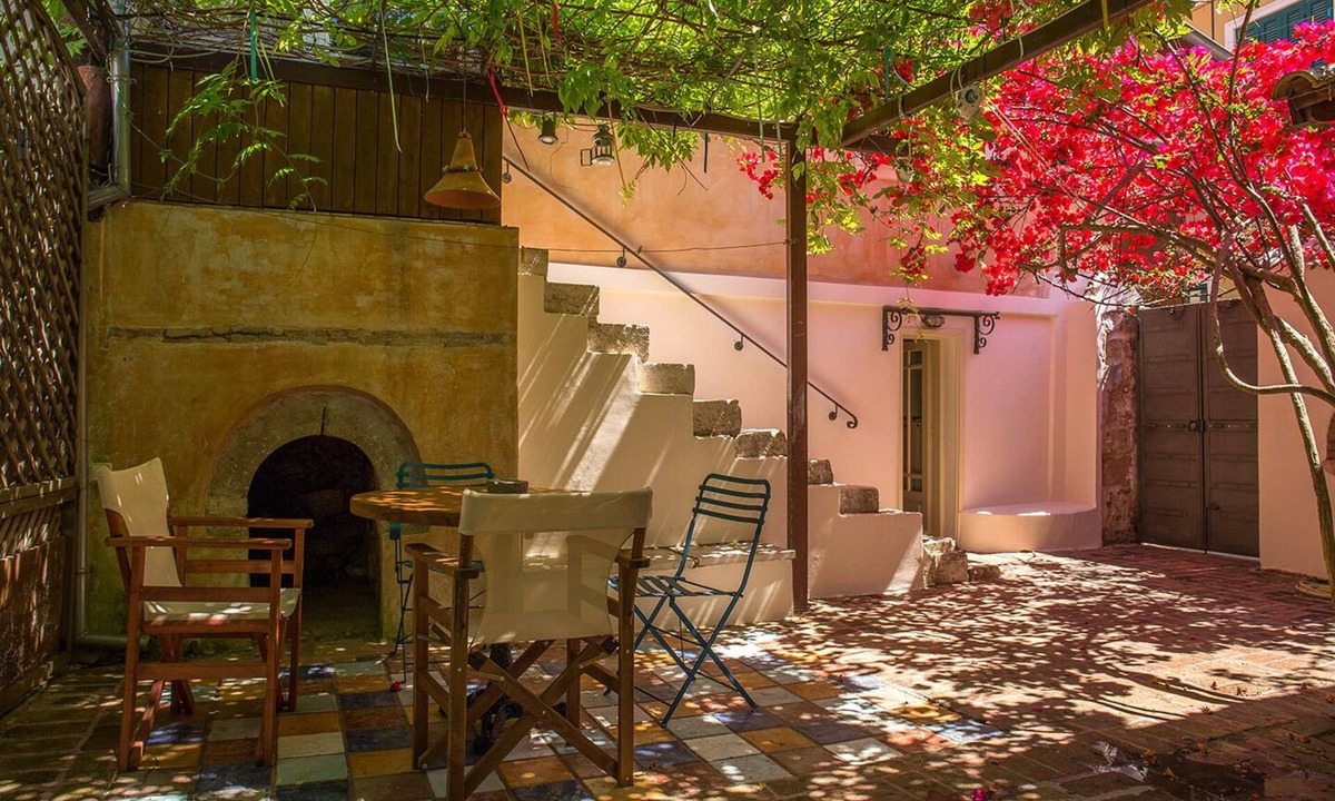 Lefkada Town House | Lefkada's traditional house/cozy yard