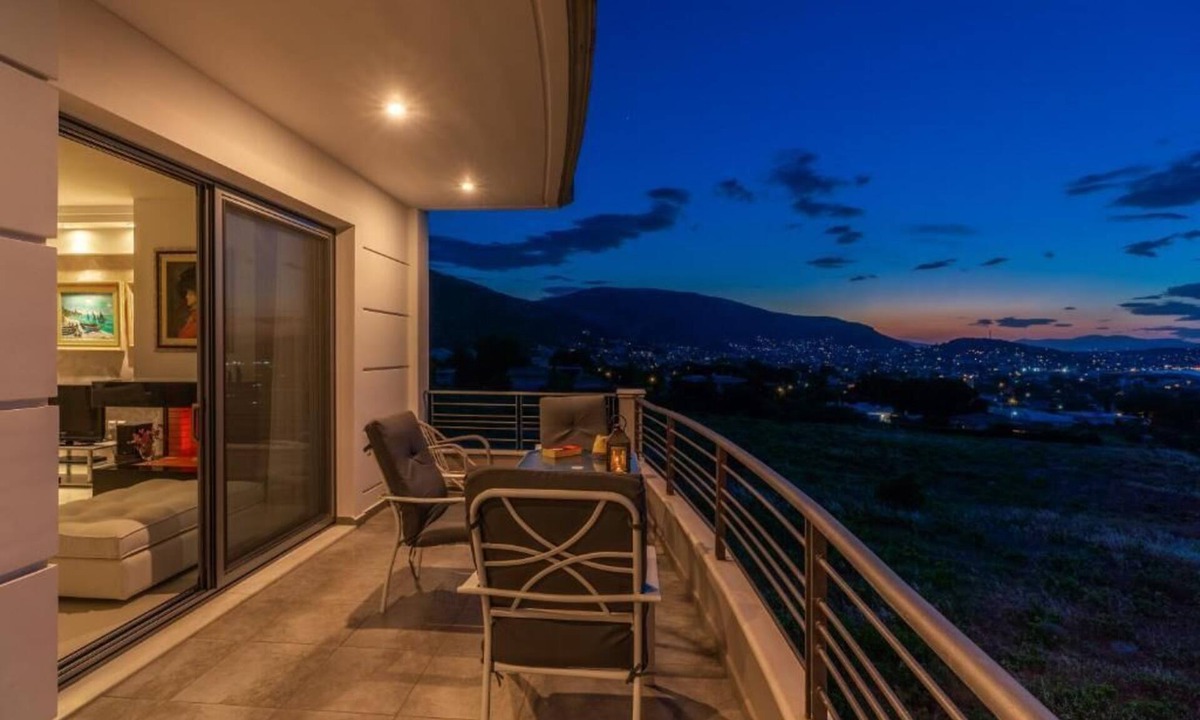 Porto Rafti Apartment | luxurious house near the sea