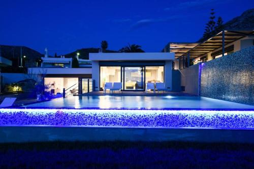 Palaia Fokaia Villa | Luxury Beachfront Villa Selenia Gold in Sounio