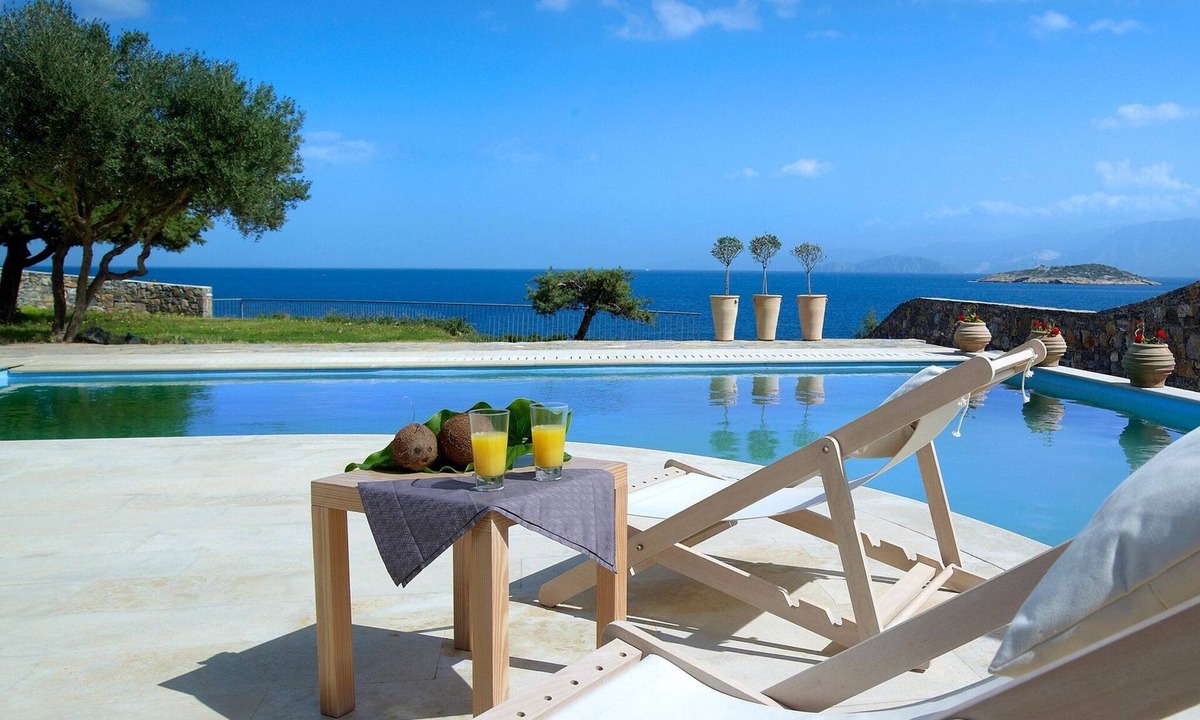 Agios Nikolaos Town Villa | Luxury Crete Villa | The Grand Villa | Private Pool | Sea View | 3 BDR |.