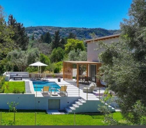 Lefkada Town Villa | Luxury Villa Elpis