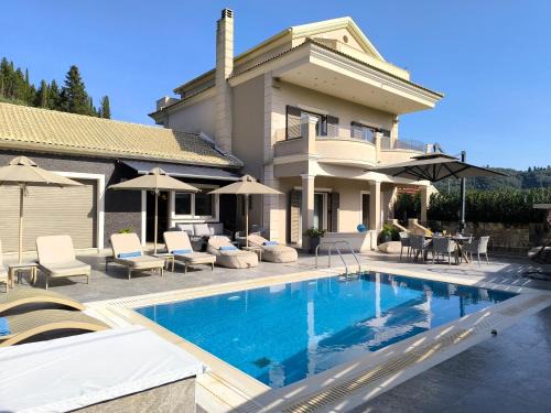 Termenades Villa | Luxury Villa Matzourana with Private Pool