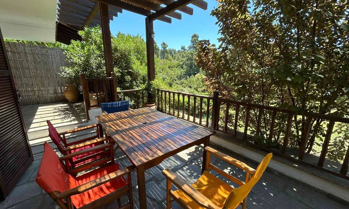 Siviri House | Maisonette with garden under the Elani pines
