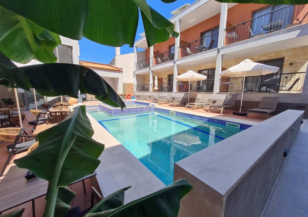 Kallithea Hotel | Maltepe Luxury Accommodation