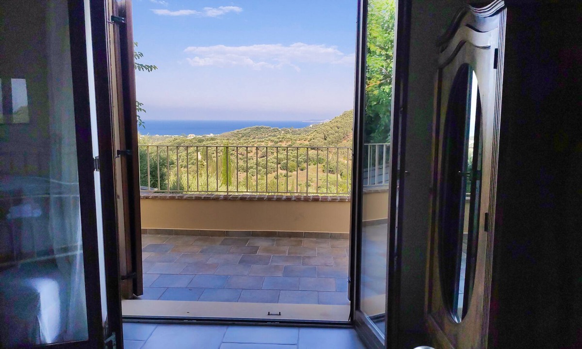 Agios Georgios Villa | Mastrogiannis villa Myrtia