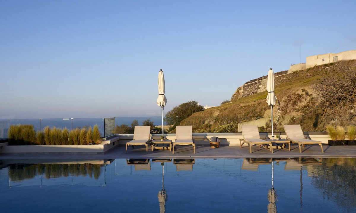 Pyrgos Hotel | Mayu Suites