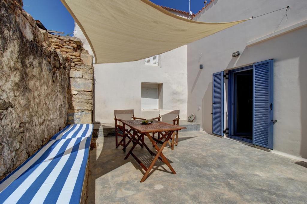 Pyrgos Psilonerou House | Metoxaki