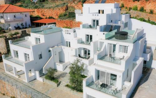 Agios Nikolaos Town Apartment | Miracle View Villas