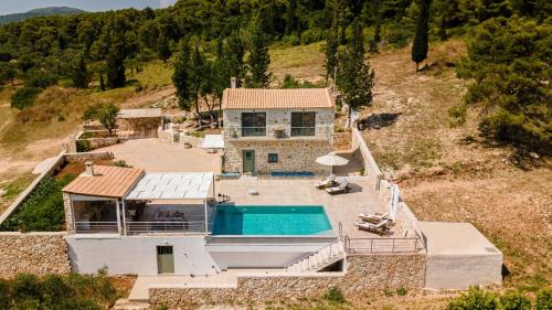Agia Marina Villa | Misovounous Natural Park Villa by "elite"