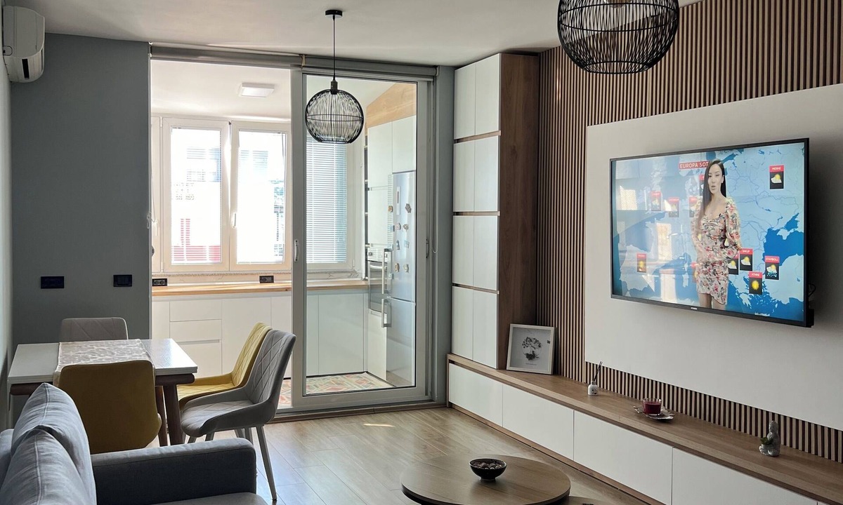 Tirana Apartment | Modern 2BR with Balcony & Hill View Bus to Center Fast Internet in Tirana