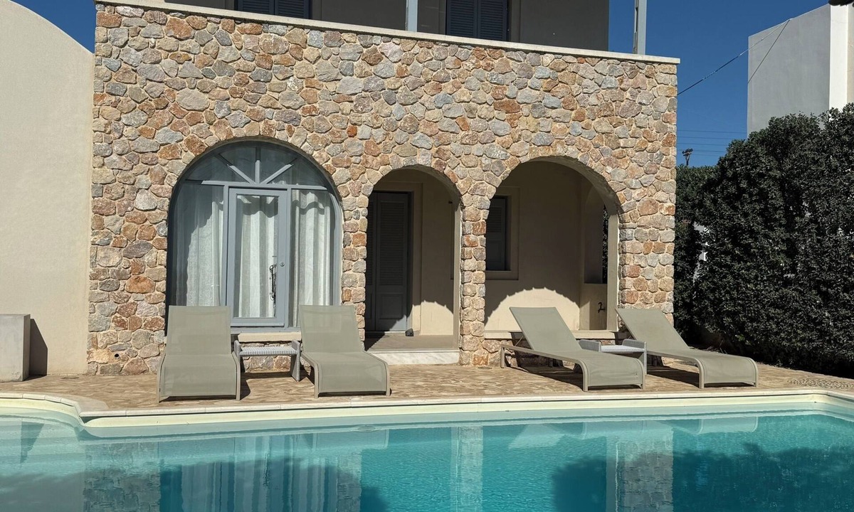 Monolithos Villa | Monolithos Pool Villa by the Beach