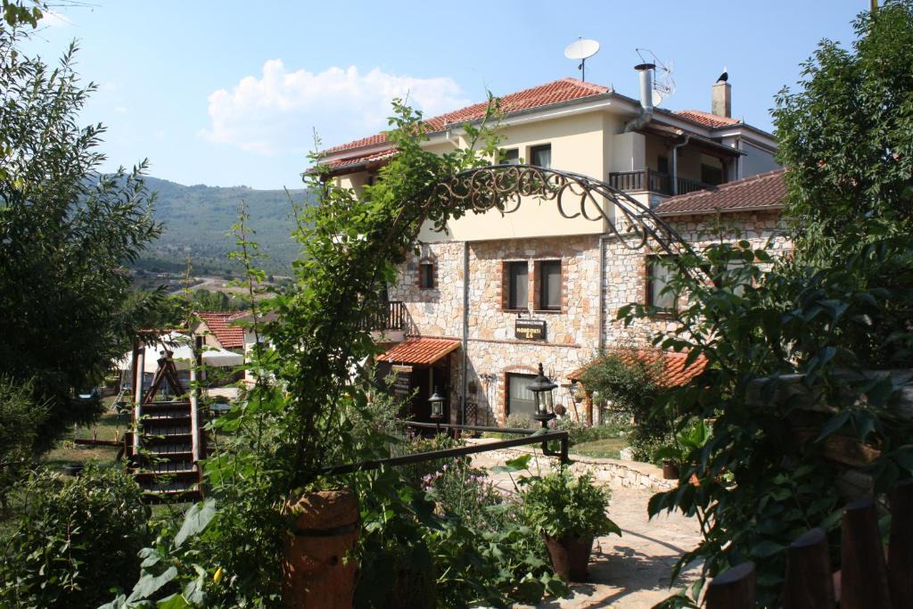 Volakas Hotel | Monopati E6