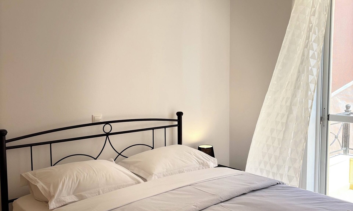 Monemvasia Apartment | Mountain and sea view, 5 minutes on foot away from the center!