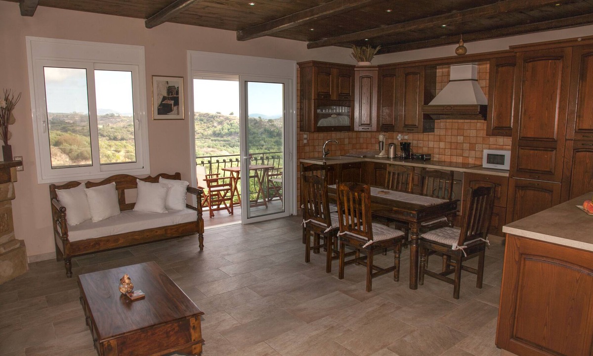 Paliki House | MYLOS MAKIS