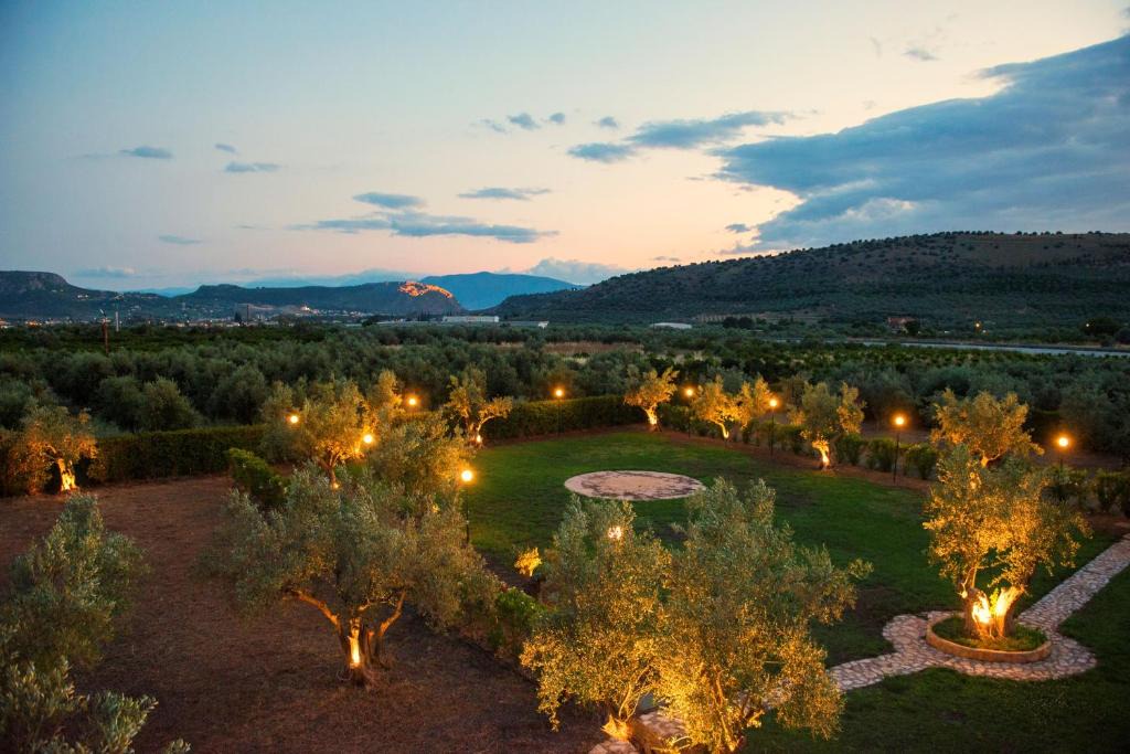 Nea Tirintha Apartment | Nafplion Bros Garden Home in Olive Grove Resort