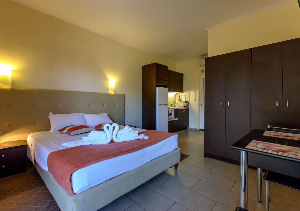 Nea Tirintha Apartment | Nafplion Garden Comfy Home in Olive Grove Resort