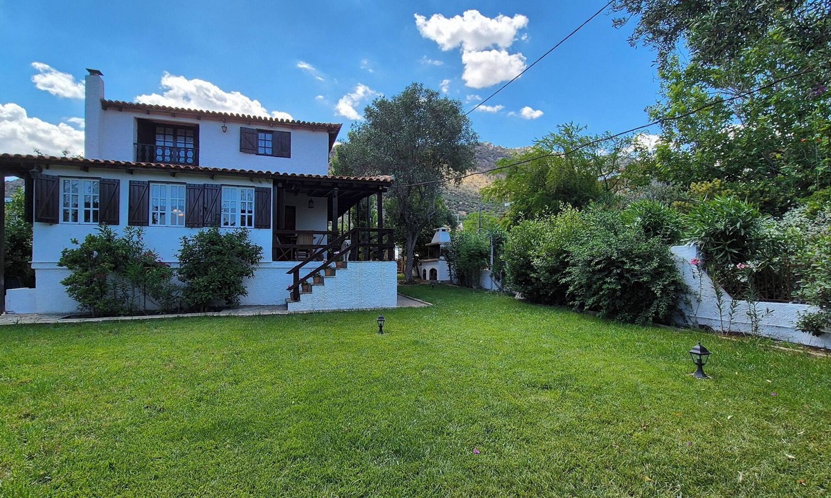 Nea Makri Apartment | Nea Makri Maisonette Near Beaches by MPS
