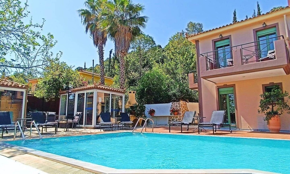 Kateleios House | Nereus Pool View Studio at Okeanis Katelios 10m to beach!