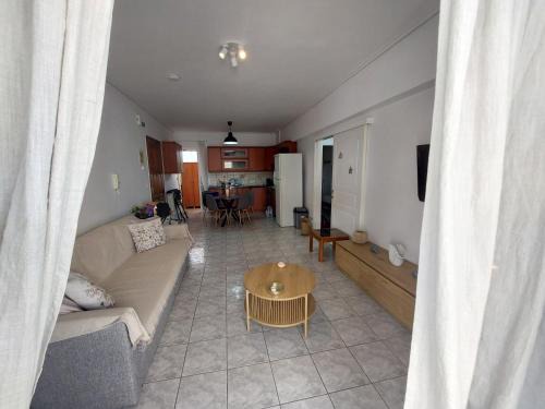 Paralia Porovitsis Apartment | Nia - Seaside house Akrata