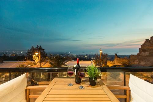 Agios Pavlos Apartment | Old town view apartment