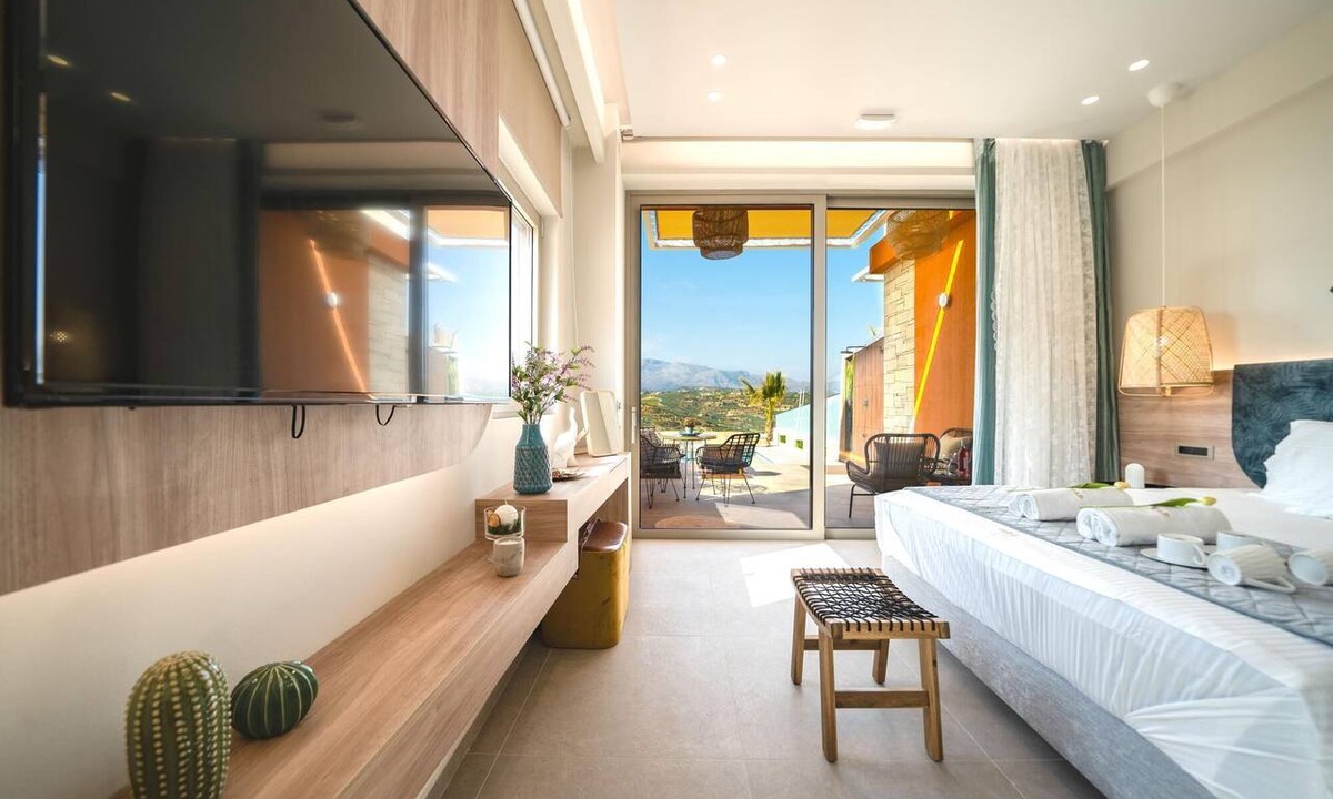 Heraklion Apartment | Oleas Suite Sun Private Pool