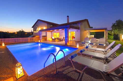 Kolymbia Villa | Olive Private Villa up to 12