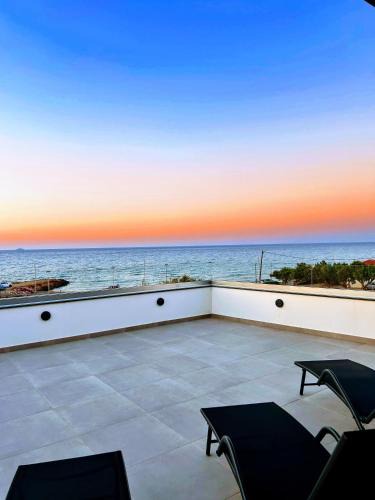 Kokkini Chani Apartment | Onar seaside experience