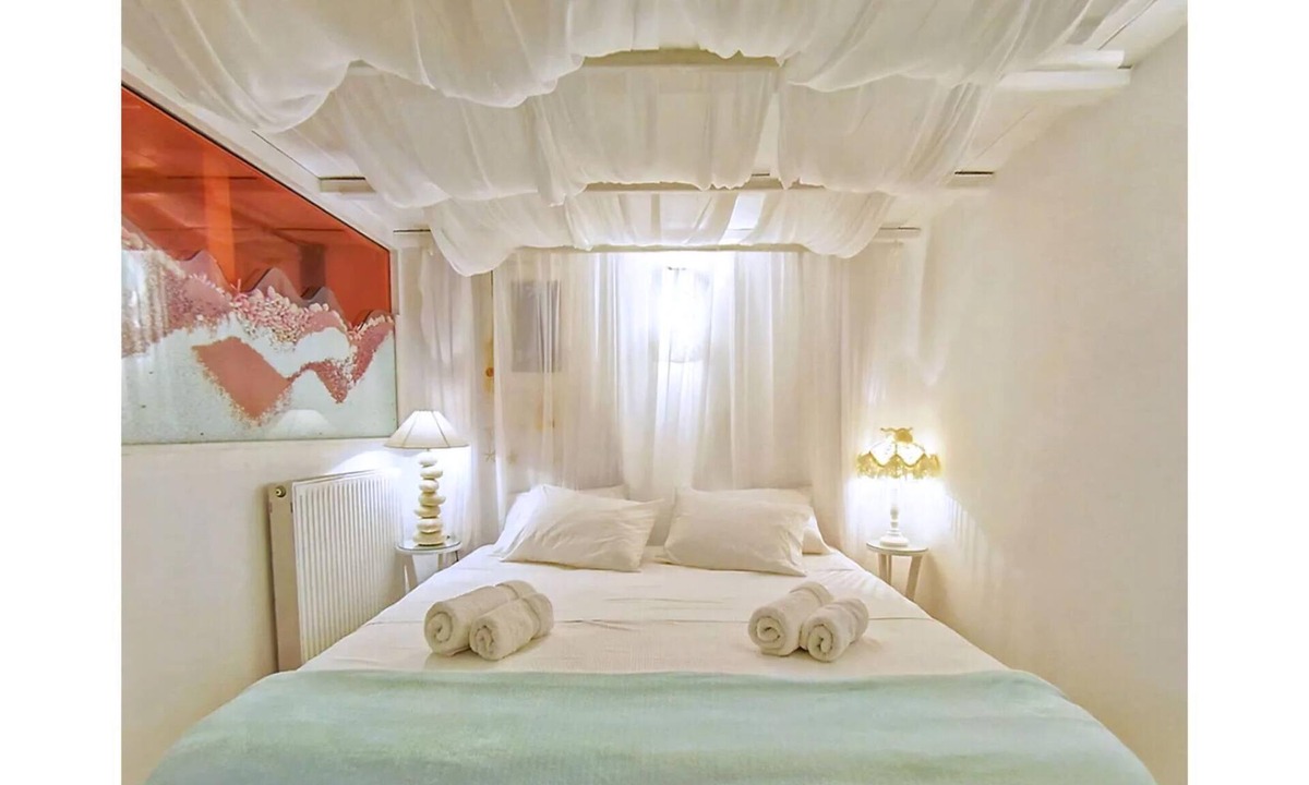 Fanari Villa | Opulant Mykonos Villa | 5 Bedrooms | Stunning Sea Views to Tinos | Villa Kastro