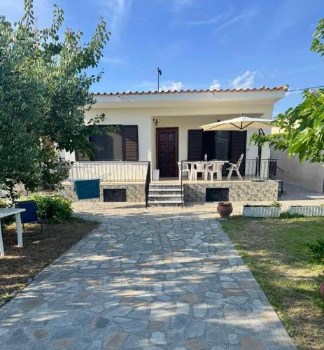 Pangaio House | Paralia Karianis Sea View 2 Bedroom Villa