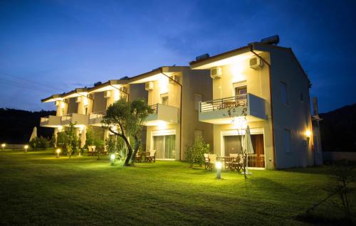 Kalamitsi Apartment | Parea Kalamitsi