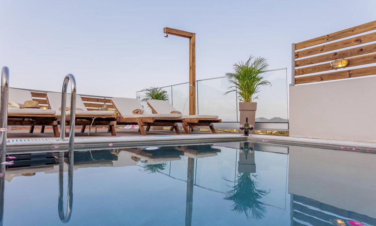 Vigla Apartment | Pavlos & Sofia Villa Vigla Apartment – Heated Private Pool, Wi-Fi, Air Conditioning