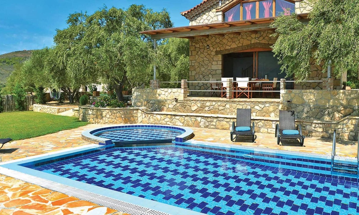 Limni Keri Villa | Peaceful villa, set amongst olive groves