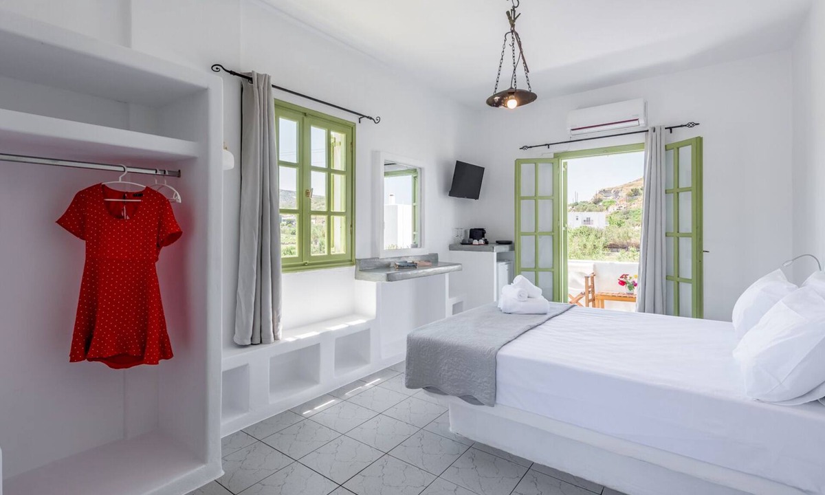Apollonia House | Pente Elies Milos