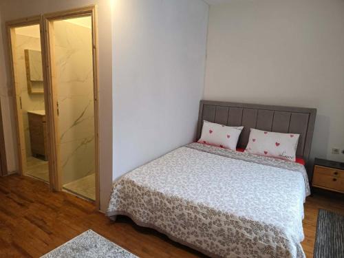 Florina Apartment | Quite room double bed