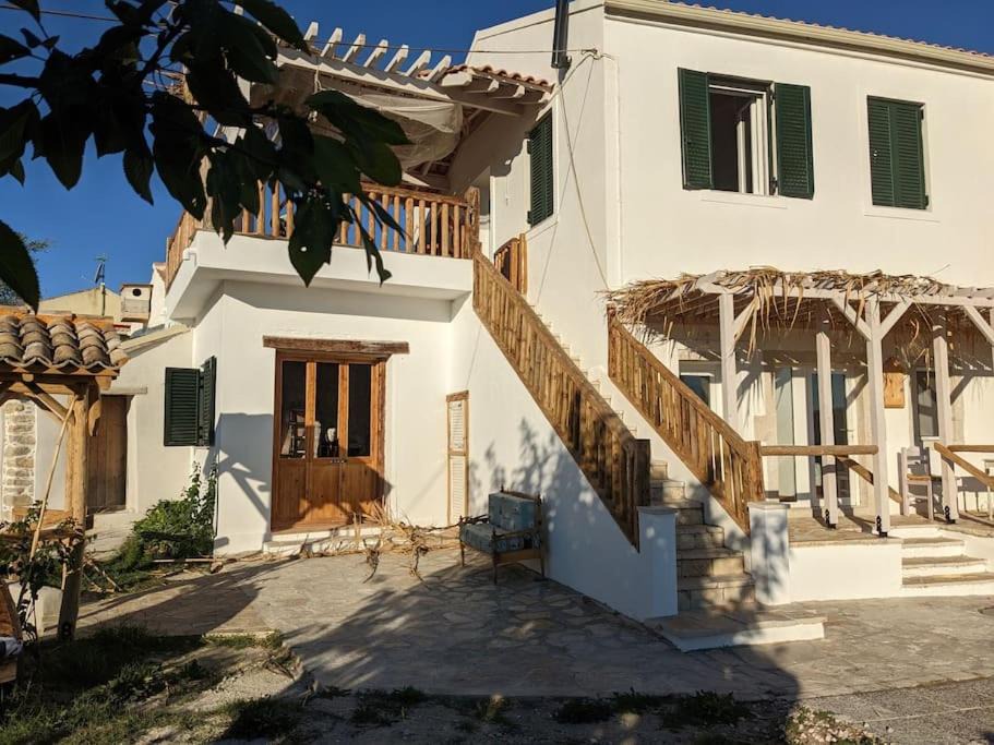 Agios Georgios House | Renovated 2-bedroom Villa in Traditional Village