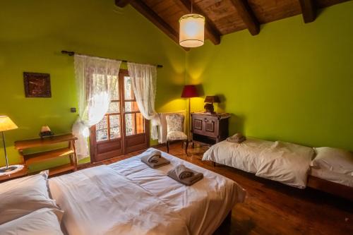 Potamia Villa | RiverHome